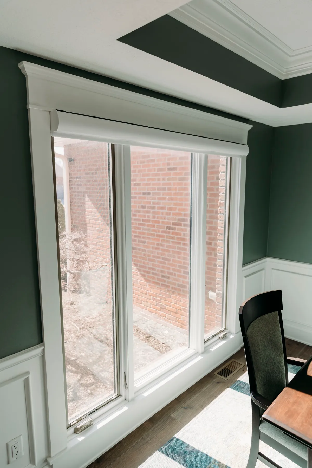 Sliding door with the shading raised to the top