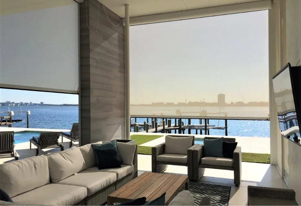 outdoor motorized screens